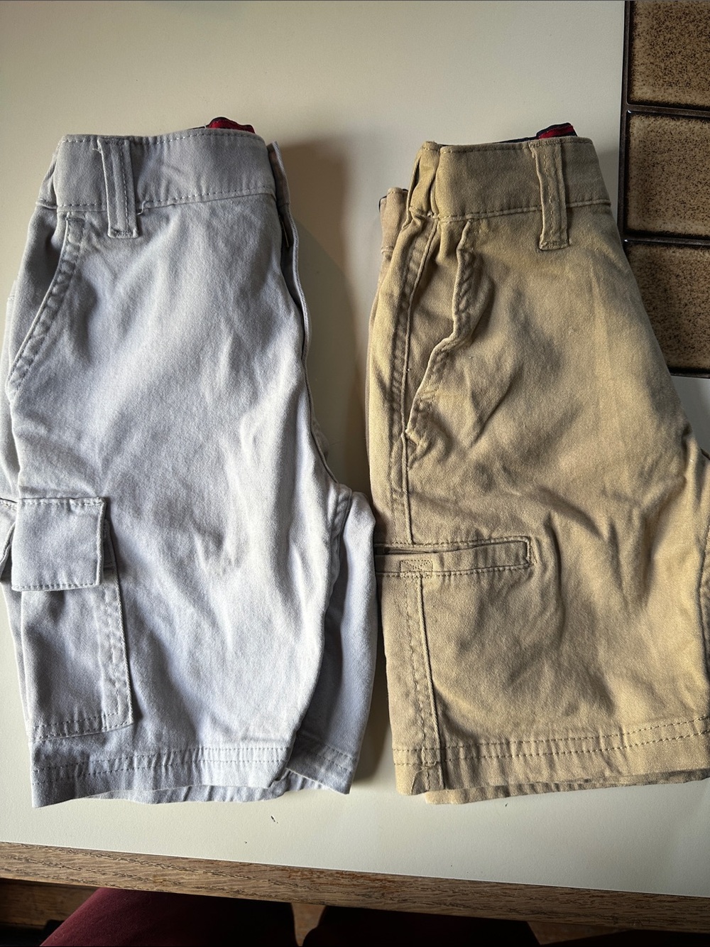 Two pairs of Levi's kids Cargo Shorts — Light Gray & Khaki